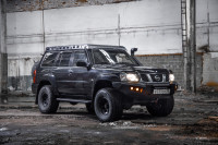 Пороги силовые STC для Nissan Patrol Y61 2004+ цельная ступень