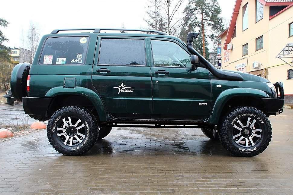 Пороги подножки из полированной стали для УАЗ Patriot (UAZ Патриот)